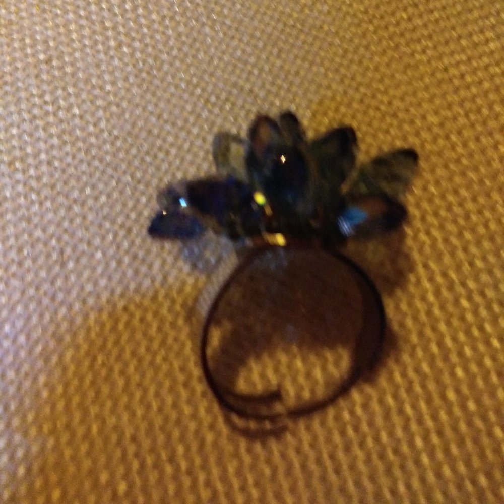 'Bling Me' Beautiful Shiny Ring - Picture 2 of 2